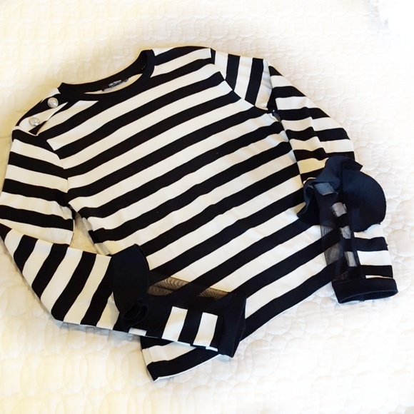 Zara Sweaters - Zara trafaluc knit sweater cream/black stripe, NWT